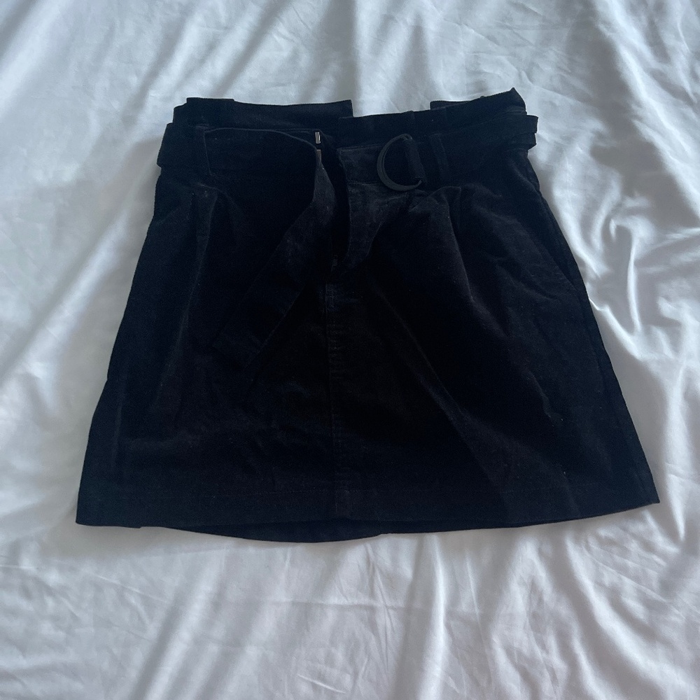 Black mini corduroy with belt forever 21 USA small